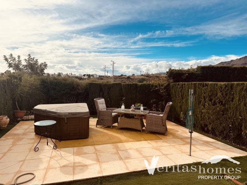 Casa de 3 habitaciones en Mojácar en venta con piscina - 315.000 € (Ref: 9465050)