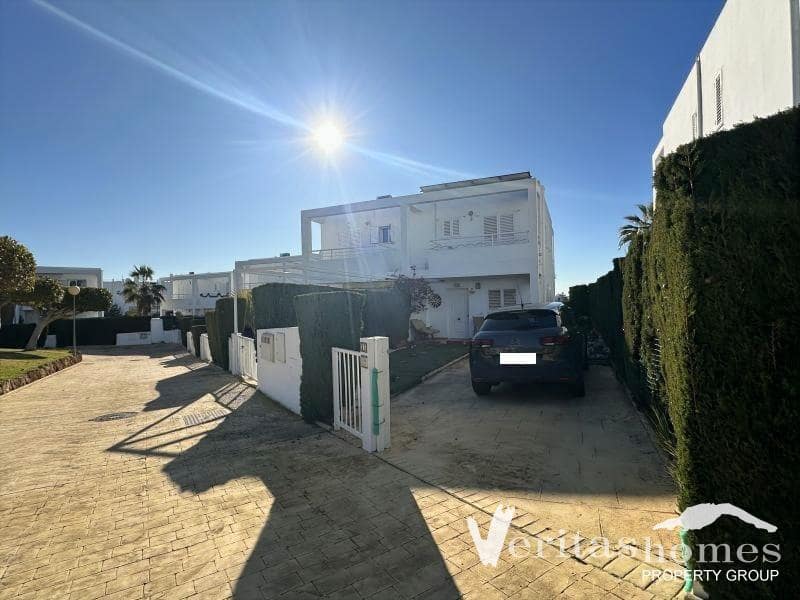 3 soveværelse Byhus til salg i Mojacar med swimmingpool - € 315.000 (Ref: 9465050)