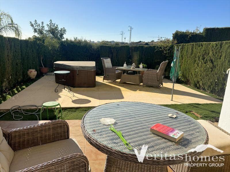 3 soveværelse Byhus til salg i Mojacar med swimmingpool - € 315.000 (Ref: 9465050)