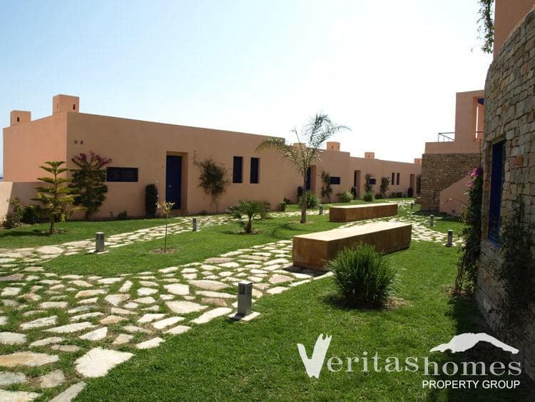 3 bedroom Apartment for sale in Mojacar with pool - € 299,990 (Ref: 9834924)