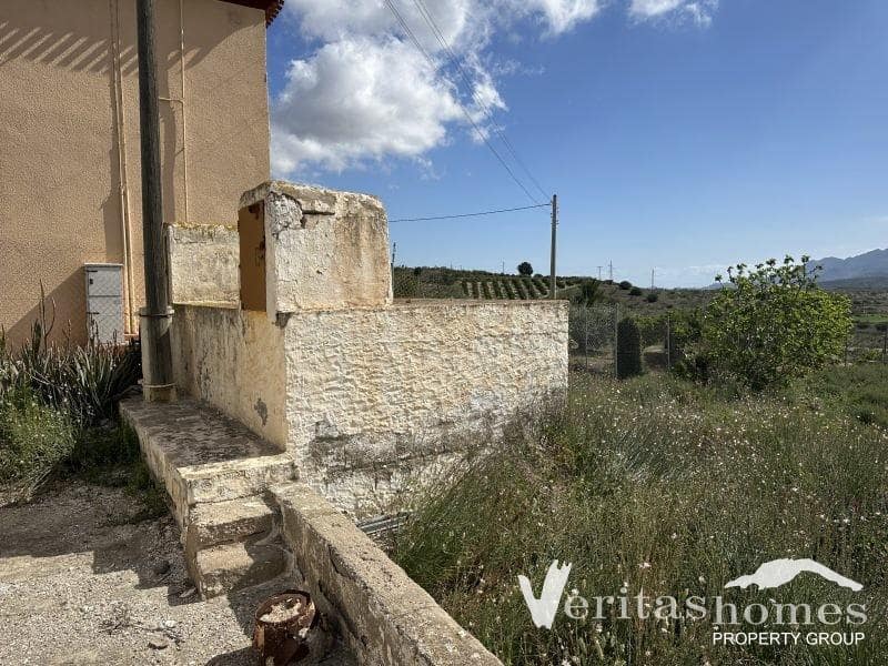 2 bedroom Finca/Country House for sale in Los Gallardos - € 108,000 (Ref: 9870496)