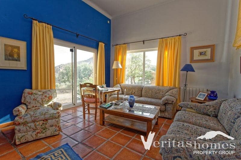 3 soveværelse Villa til salg i Mojacar med swimmingpool - € 690.000 (Ref: 9974467)