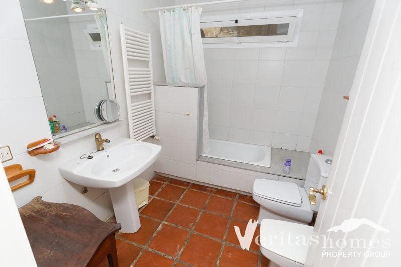 3 soveværelse Villa til salg i Mojacar med swimmingpool - € 690.000 (Ref: 9974467)