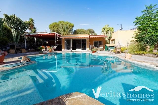 3 soveværelse Villa til salg i Mojácar med swimmingpool - € 690.000 (Ref: 9974467)