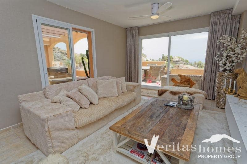 2 bedroom Apartment for sale in Mojacar - € 210,000 (Ref: 9976607)