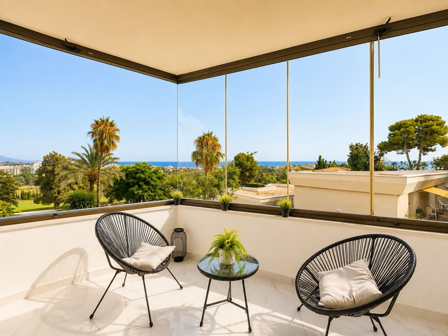 Apartment for sale in New Golden Mile with pool garage - € 225,000 (Ref: 10002582)