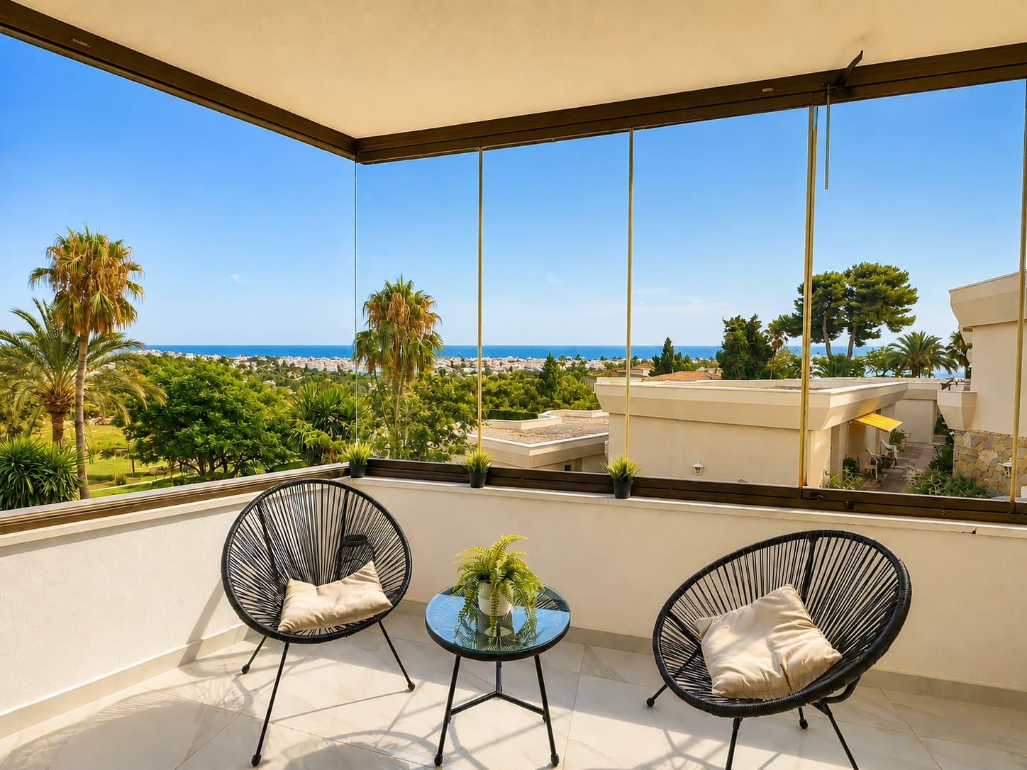 Apartment for sale in New Golden Mile with pool garage - € 225,000 (Ref: 10002582)