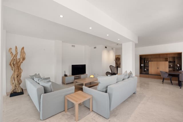 2 slaapkamer Appartement te koop in Marbella met zwembad garage - € 520.000 (Ref: 10018819)
