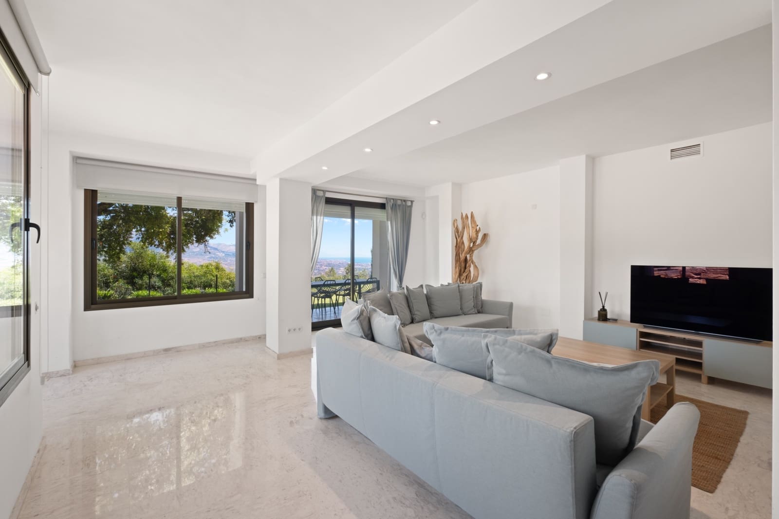 2 slaapkamer Appartement te koop in Marbella met zwembad garage - € 520.000 (Ref: 10018819)