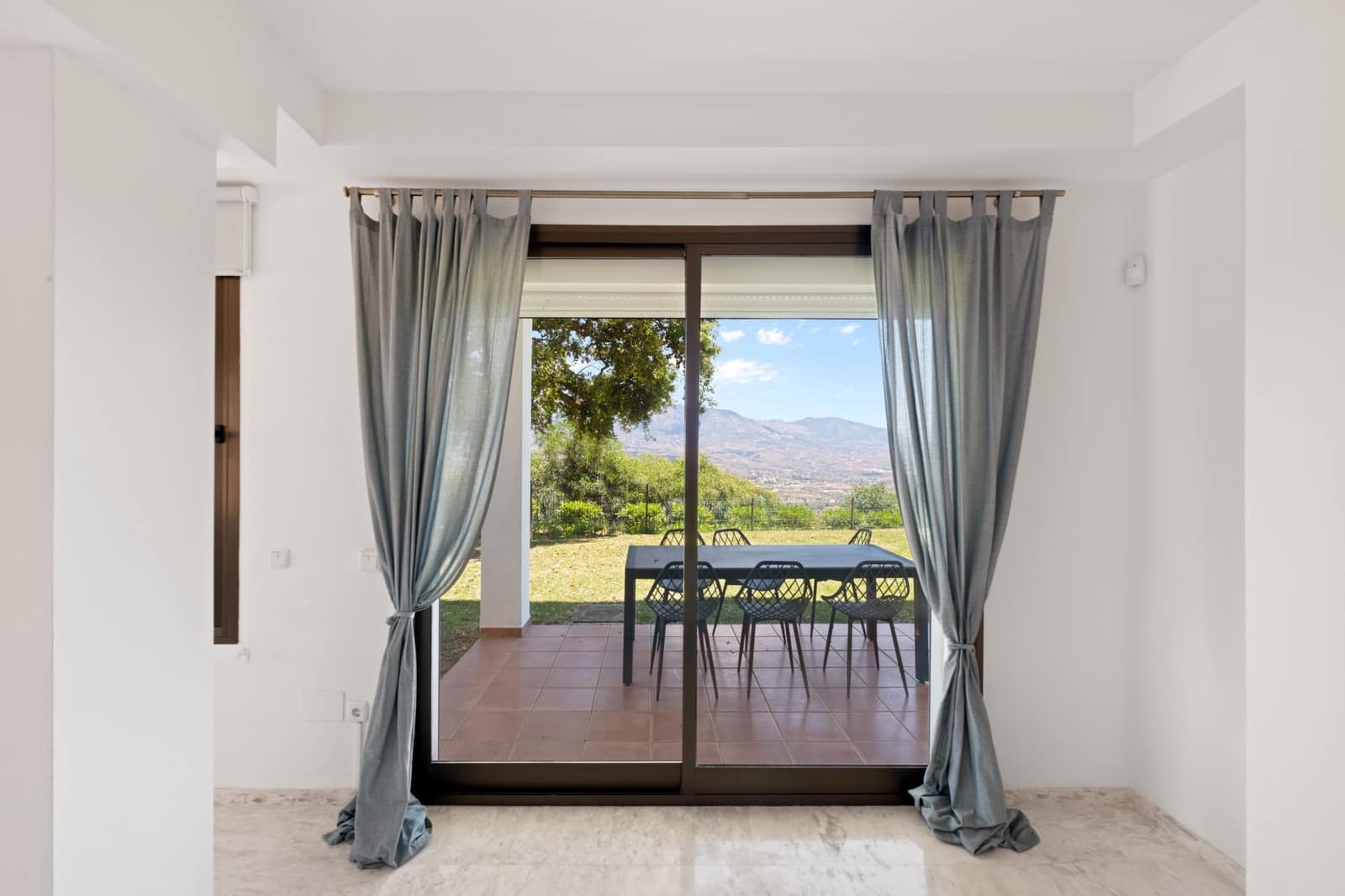 2 slaapkamer Appartement te koop in Marbella met zwembad garage - € 520.000 (Ref: 10018819)