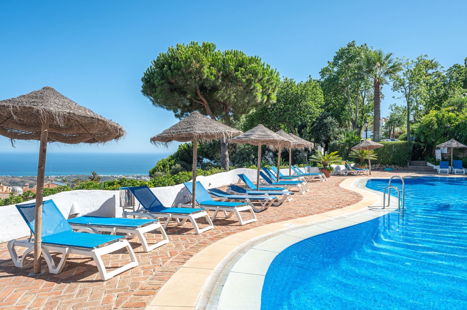 2 slaapkamer Appartement te koop in Marbella met zwembad garage - € 520.000 (Ref: 10018819)