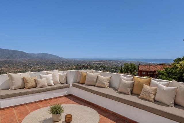 2 chambre Penthouse à vendre à Marbella avec piscine garage - 635 000 € (Ref: 10029081)