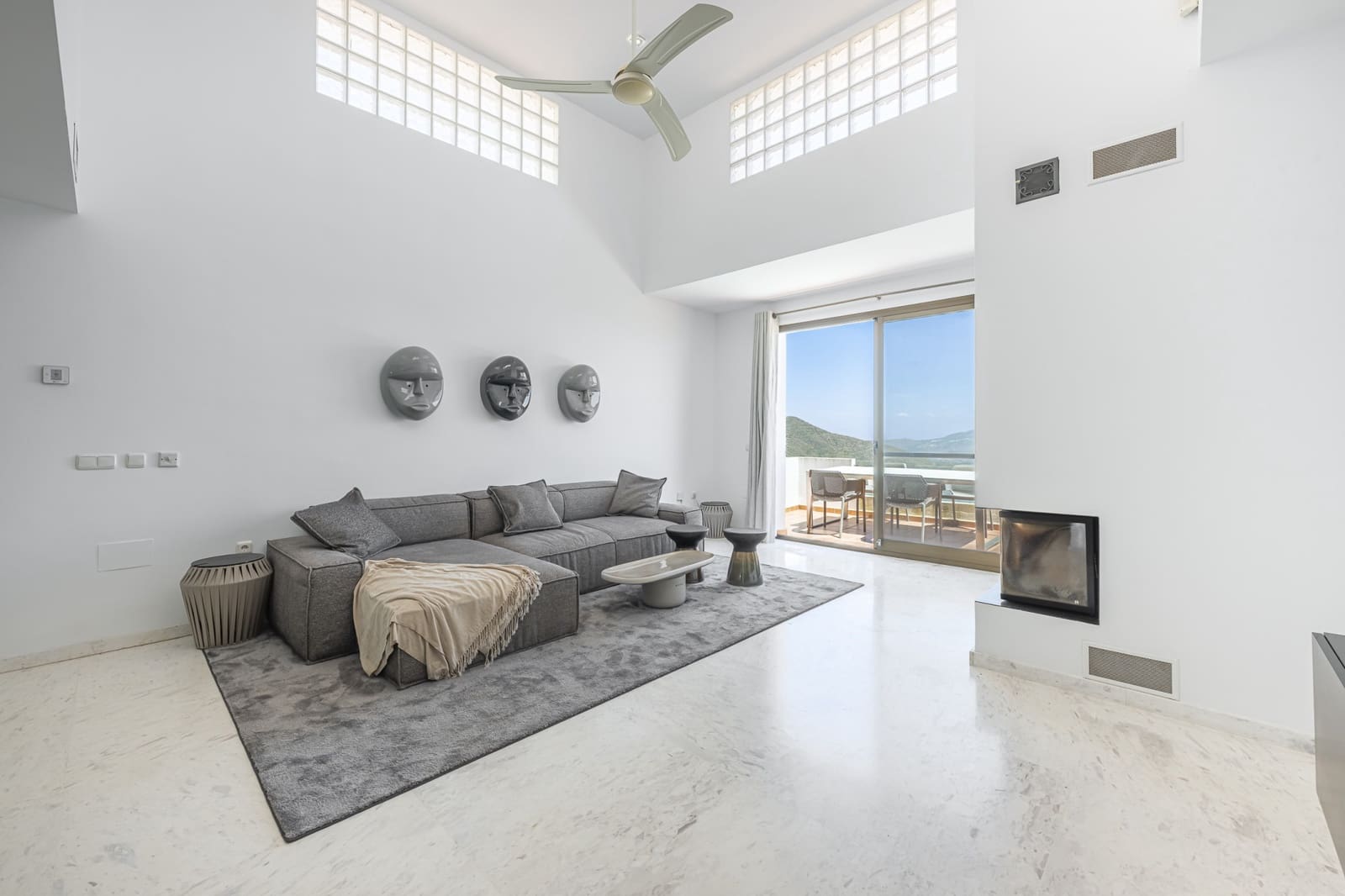 2 chambre Penthouse à vendre à Marbella avec piscine garage - 635 000 € (Ref: 10029081)