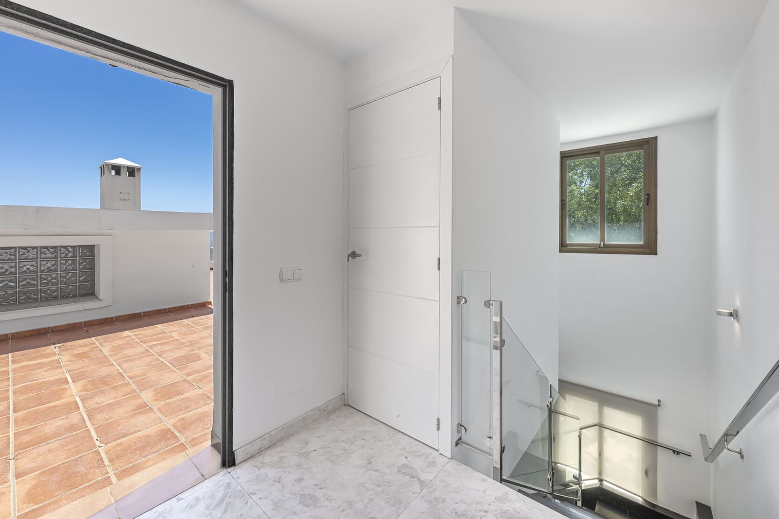 2 chambre Penthouse à vendre à Marbella avec piscine garage - 635 000 € (Ref: 10029081)