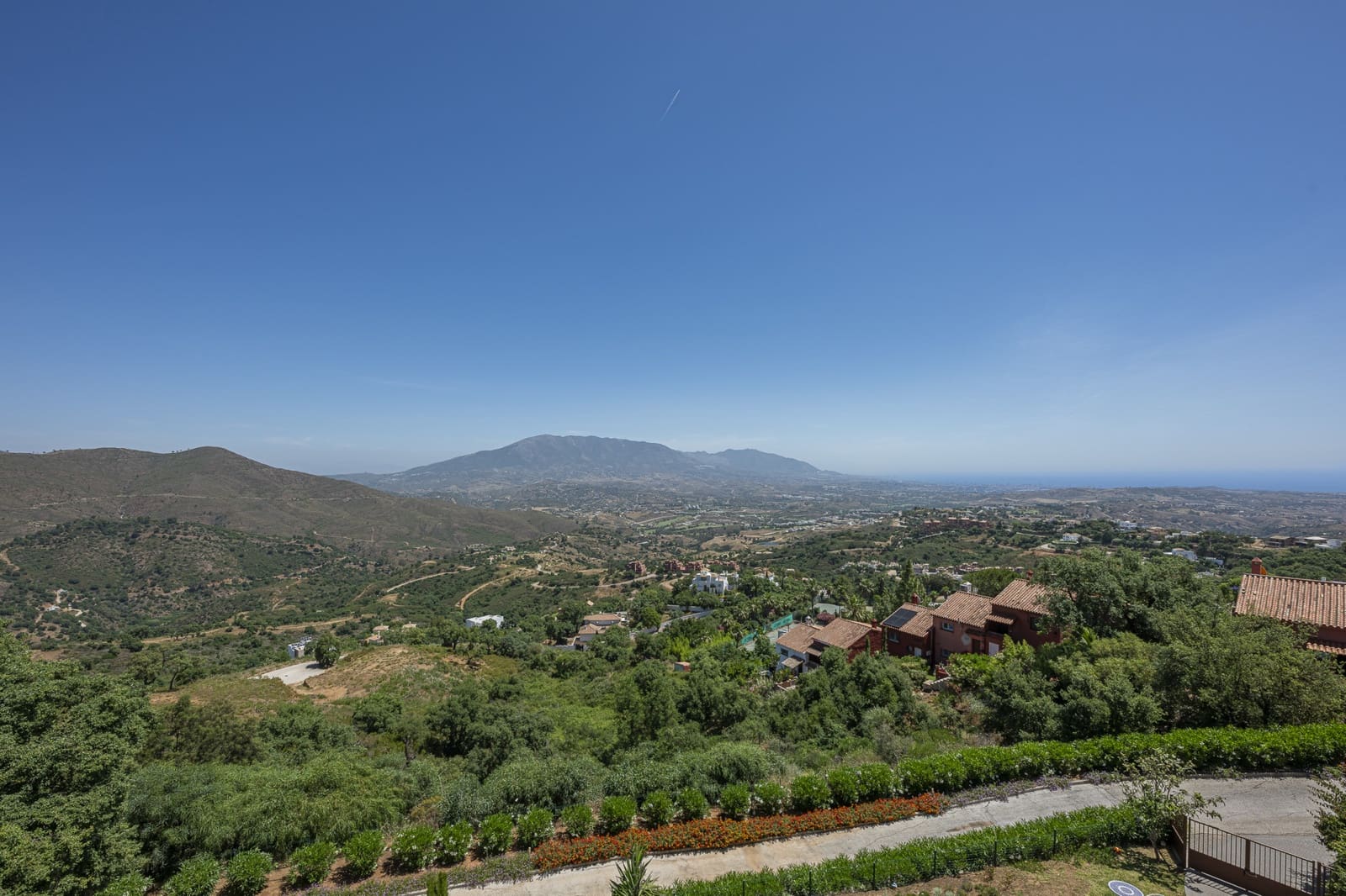 2 chambre Penthouse à vendre à Marbella avec piscine garage - 635 000 € (Ref: 10029081)