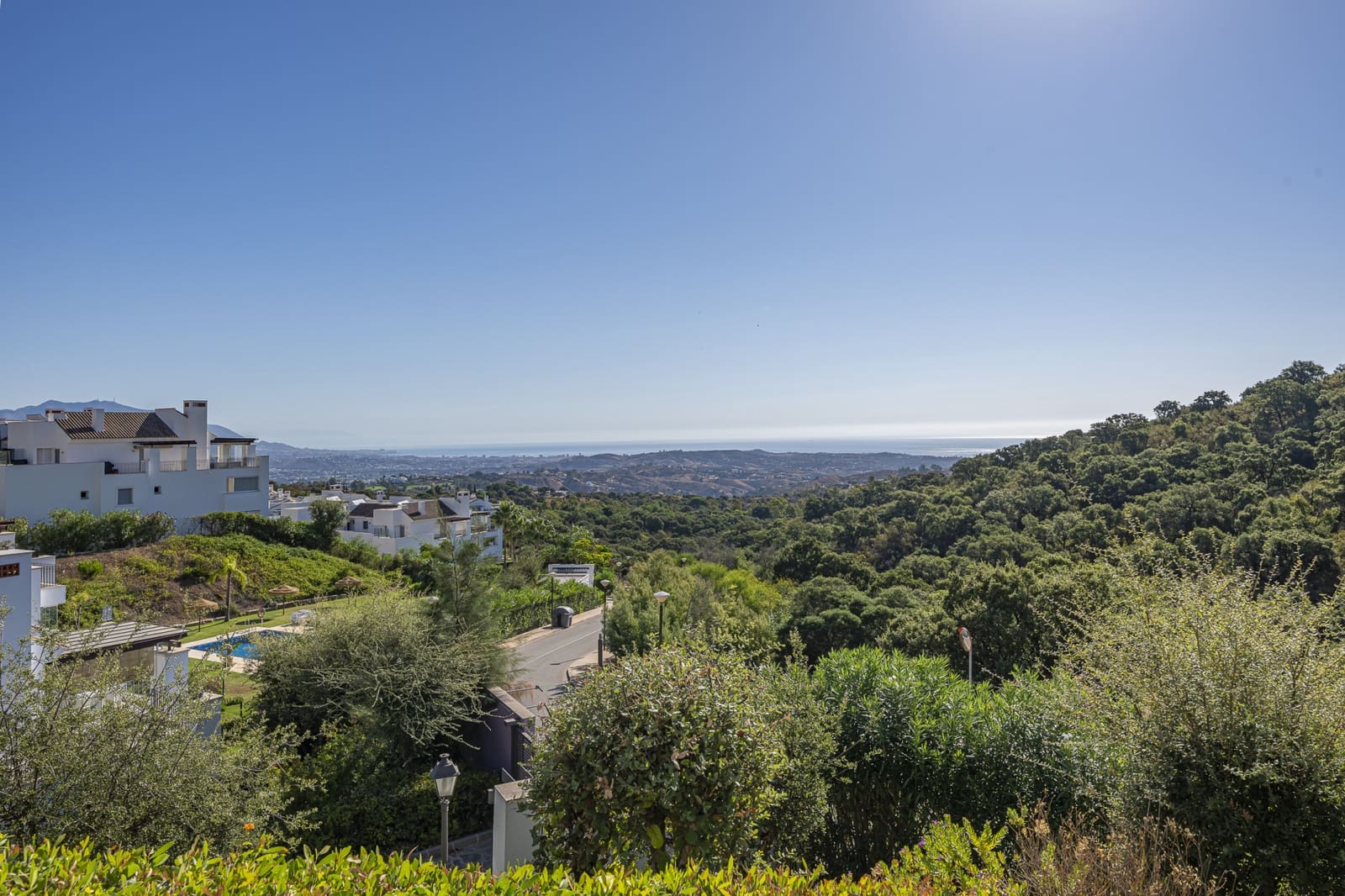 2 bedroom Apartment for sale in Marbella with pool garage - € 399,000 (Ref: 10110477)