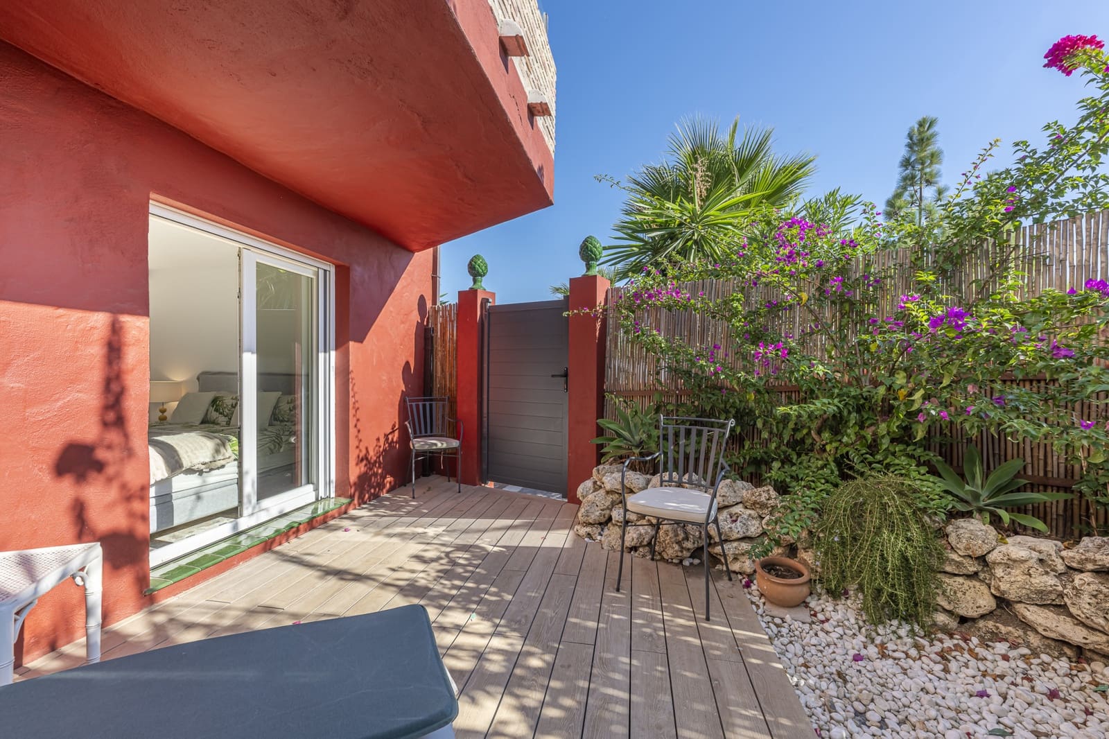 2 bedroom Townhouse for sale in Marbella with garage - € 385,000 (Ref: 10131155)