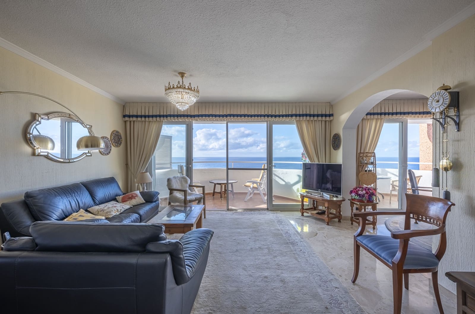 1 makuuhuone Kattohuoneisto myytävänä paikassa Marbella mukana uima-altaan 
autotalli - 549 000 € (Ref: 10173156)