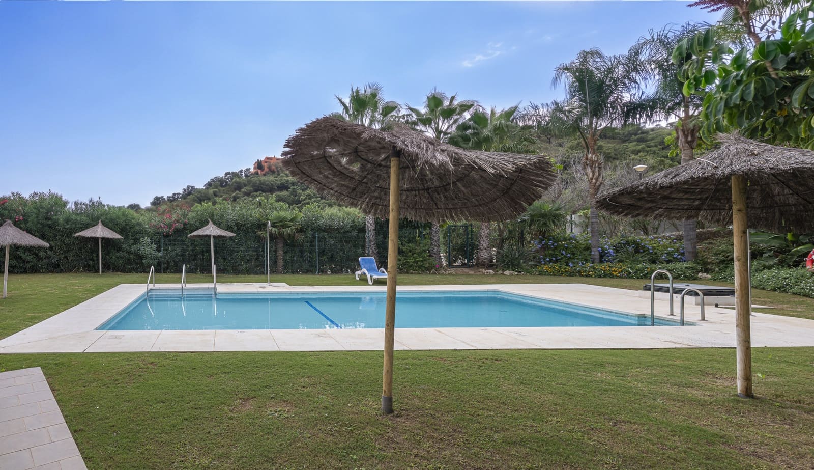 2 chambre Appartement à vendre à Marbella avec piscine garage - 419 000 € (Ref: 10174346)