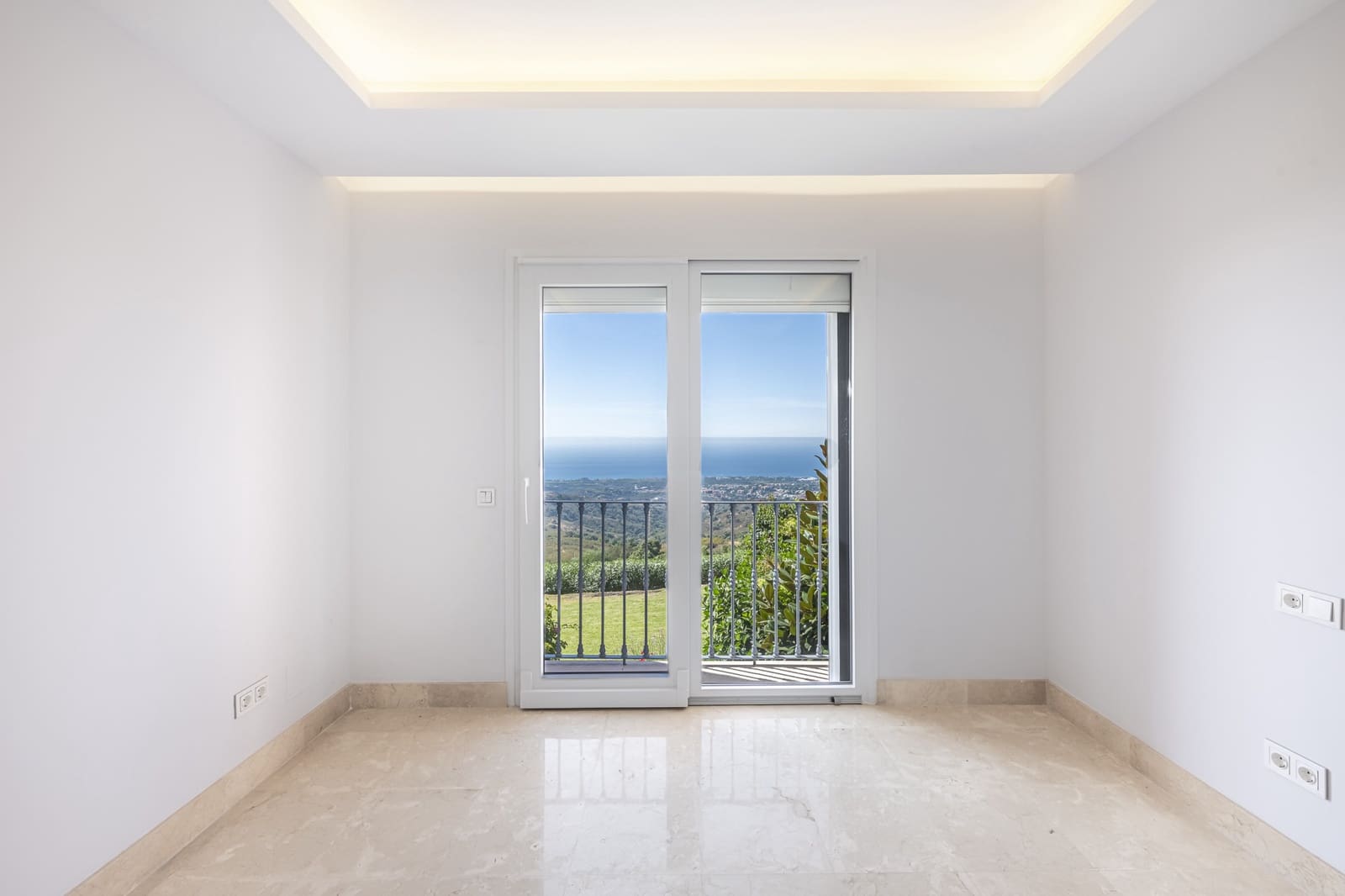 2 sovrum Lägenhet till salu i Marbella med pool garage - 695 000 € (Ref: 10174929)