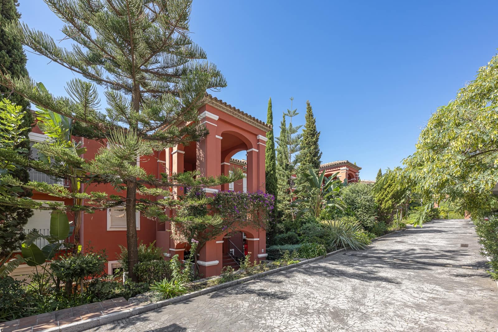 2 sovrum Lägenhet till salu i Marbella med pool garage - 695 000 € (Ref: 10174929)