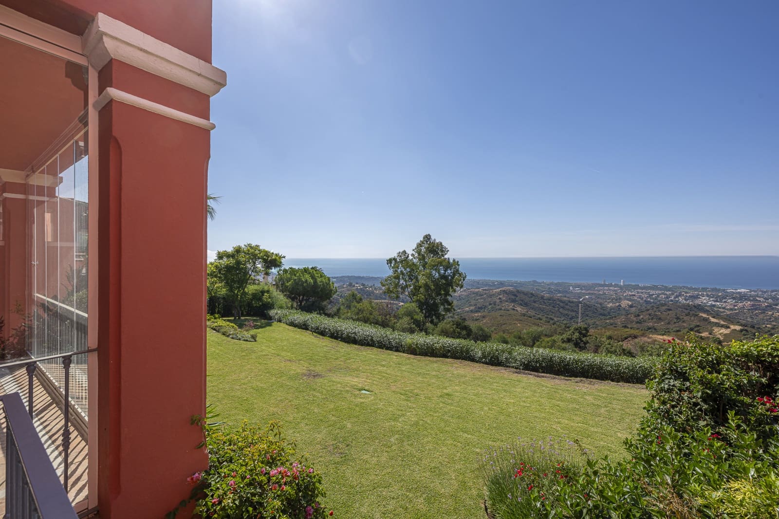 2 soverom Leilighet til salgs i Marbella med svømmebasseng garasje - € 695 000 (Ref: 10174930)