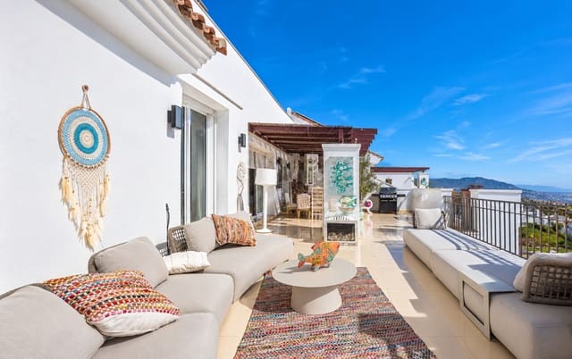 2 soveværelse Penthouse til salg i Marbella med swimmingpool garage - € 695.000 (Ref: 10184092)