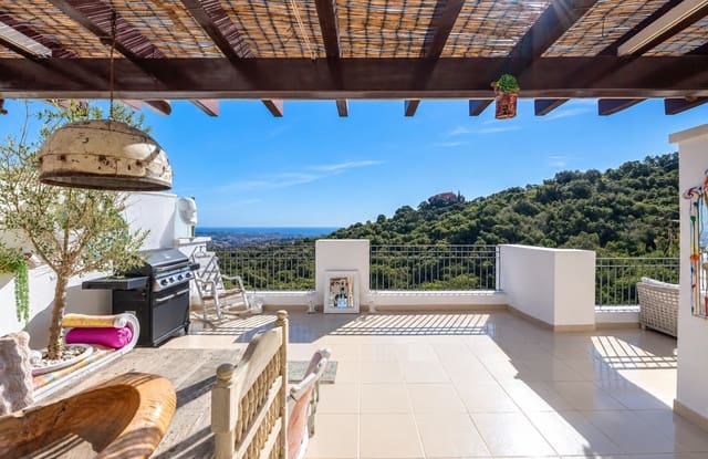 2 soveværelse Penthouse til salg i Marbella med swimmingpool garage - € 695.000 (Ref: 10184092)