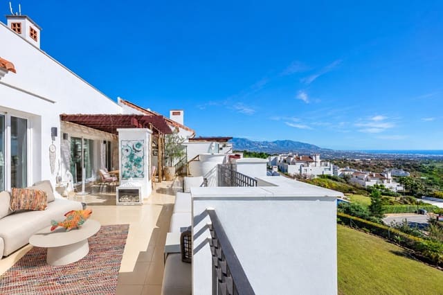 2 soveværelse Penthouse til salg i Marbella med swimmingpool garage - € 695.000 (Ref: 10184092)