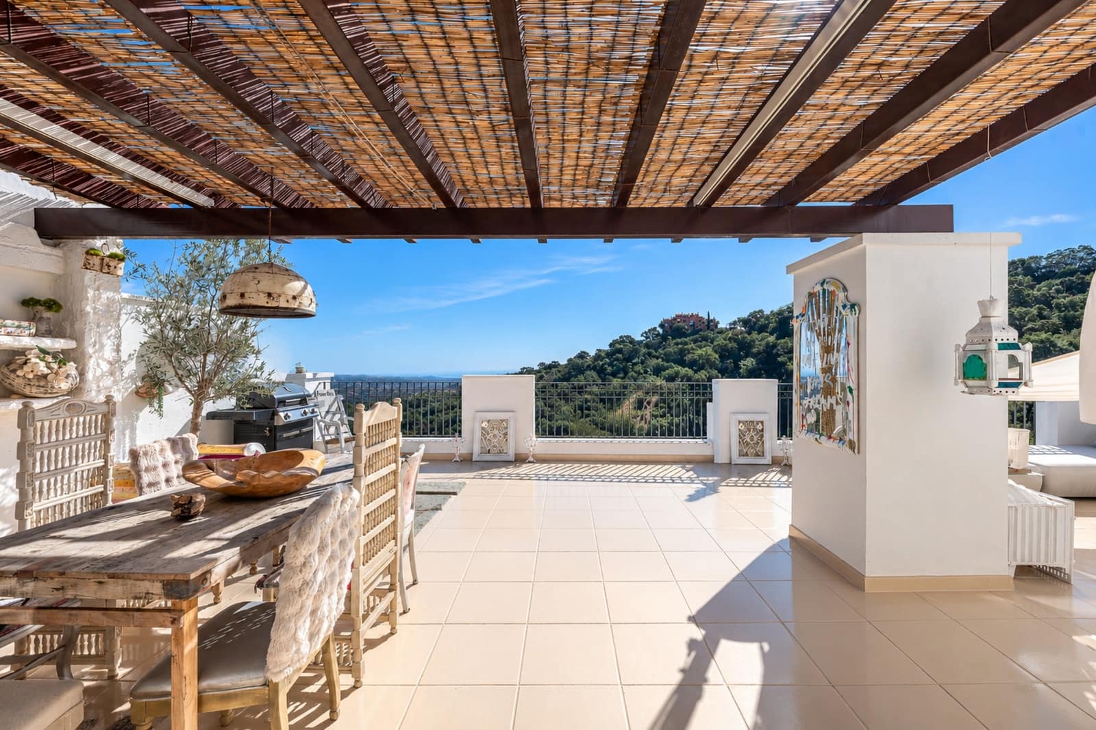 2 soveværelse Penthouse til salg i Marbella med swimmingpool garage - € 695.000 (Ref: 10184092)