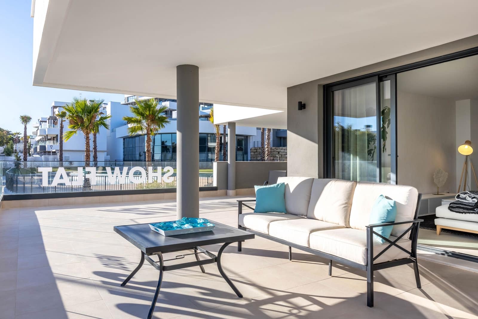 2 bedroom Apartment for sale in Estepona with pool garage - € 660,000 (Ref: 6711911)