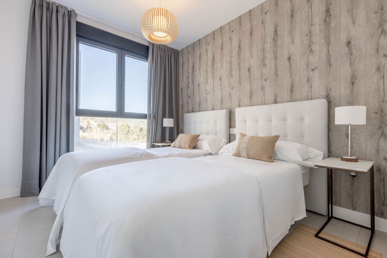2 bedroom Apartment for sale in Estepona with pool garage - € 660,000 (Ref: 6711911)