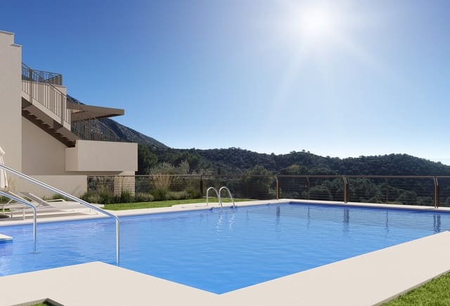 3 Zimmer Penthouse zu verkaufen in Marbella mit Pool Garage - 600.000 € (Ref: 8006210)