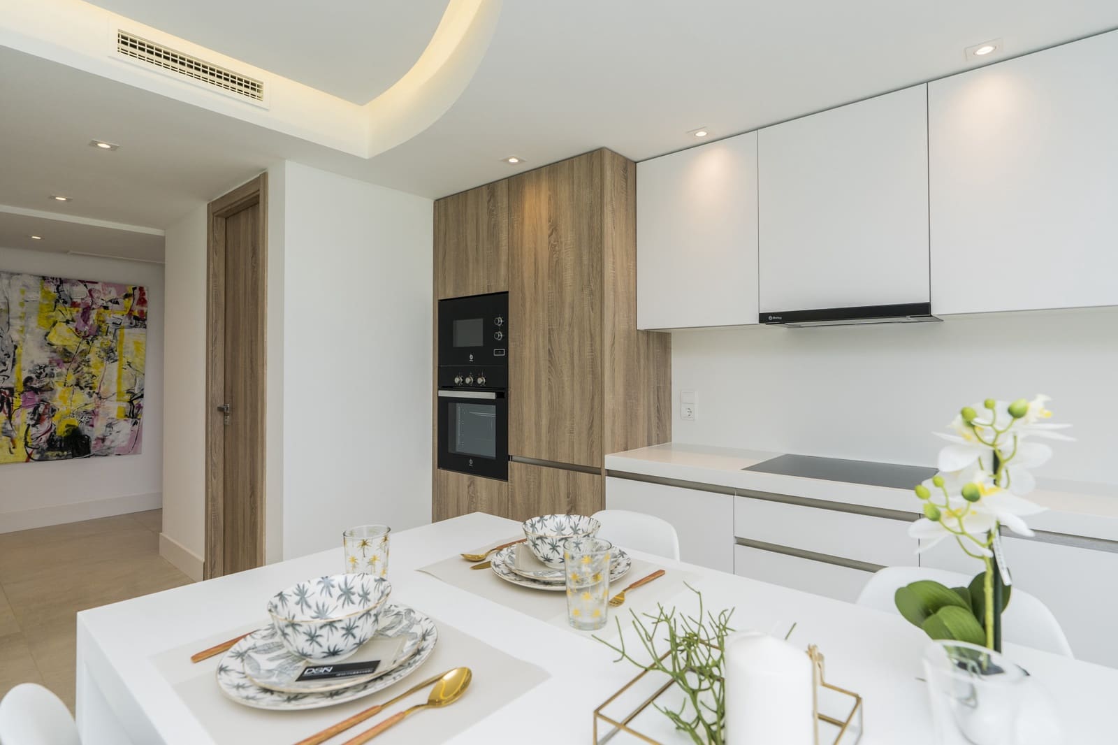 2 soverom Leilighet til salgs i Sotogrande med svømmebasseng garasje - € 415 000 (Ref: 8013716)
