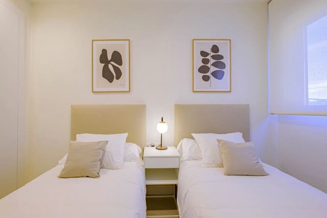 2 chambre Penthouse à vendre à Casares avec piscine garage - 385 000 € (Ref: 8467679)
