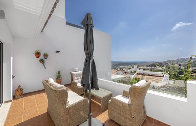 3 chambre Appartement à vendre à Marbella avec piscine garage - 459 000 € (Ref: 9265693)