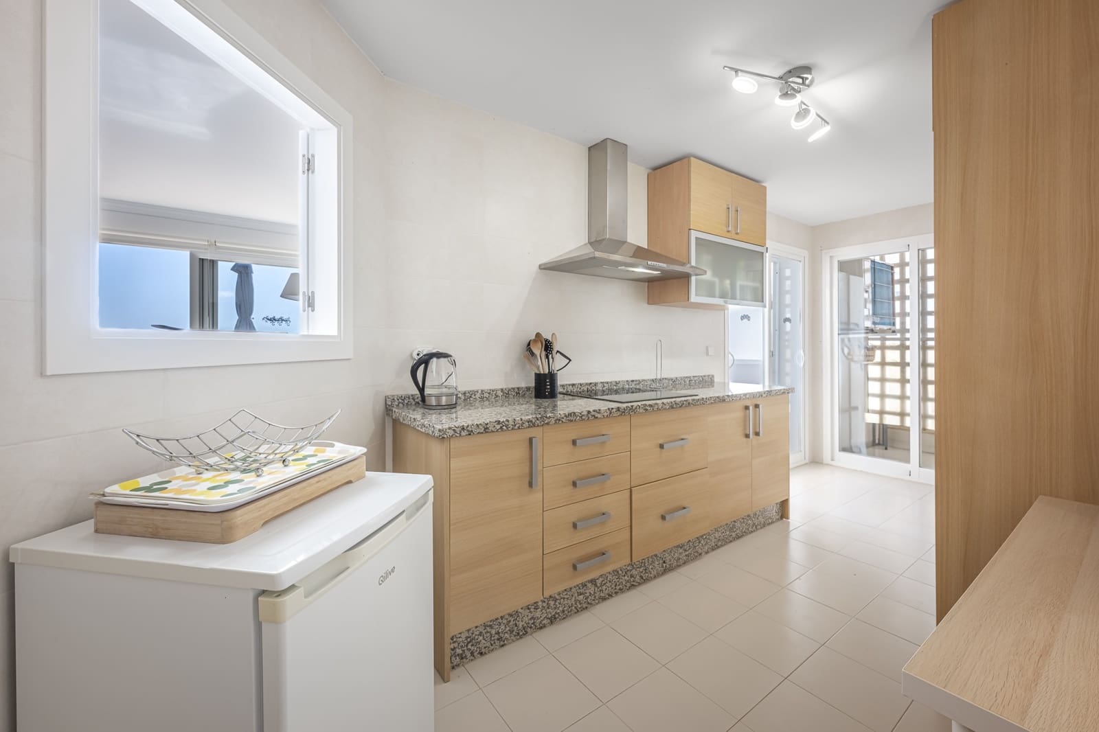 3 sypialnia Apartament na sprzedaż w Marbella z basenem garażem - 459 000 € (Ref: 9265693)