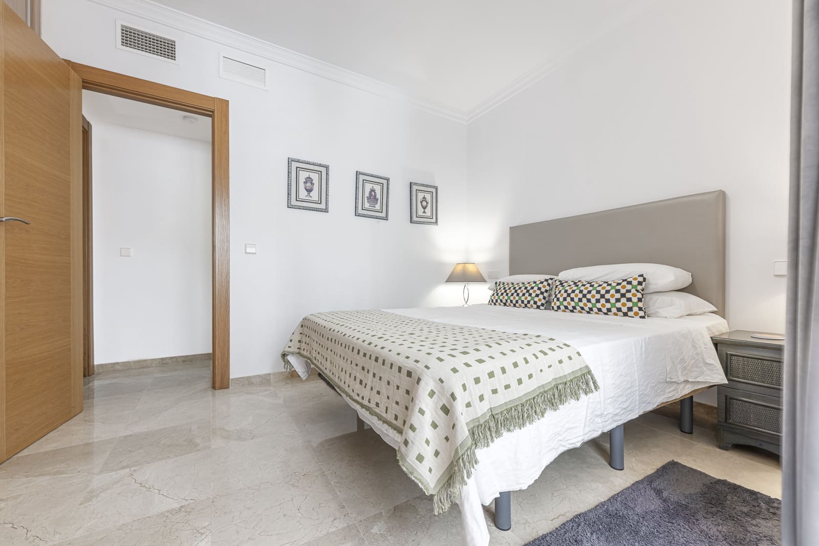 3 sypialnia Apartament na sprzedaż w Marbella z basenem garażem - 459 000 € (Ref: 9265693)