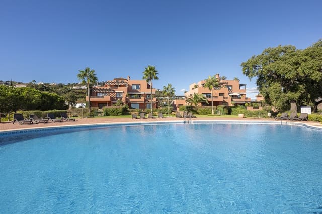 3 chambre Appartement à vendre à Marbella avec piscine garage - 549 000 € (Ref: 9346664)