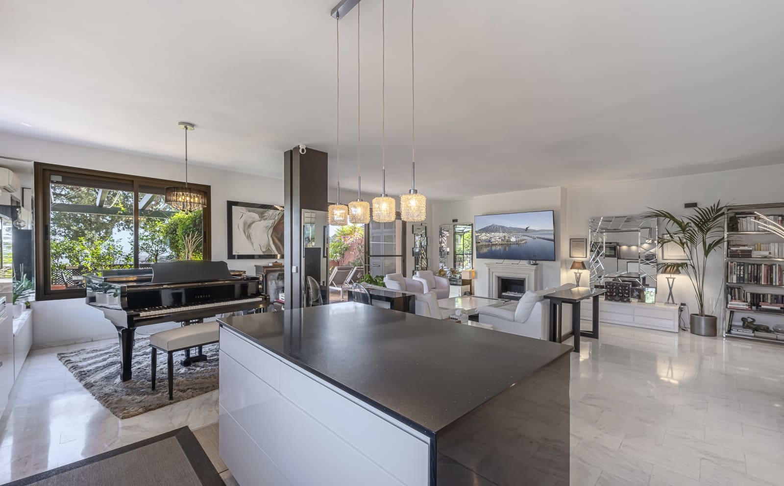 3 bedroom Apartment for sale in Marbella with pool garage - € 549,000 (Ref: 9346664)