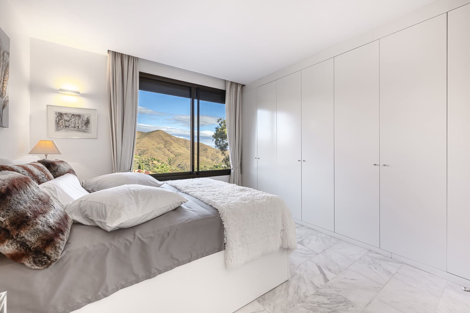 3 bedroom Apartment for sale in Marbella with pool garage - € 549,000 (Ref: 9346664)