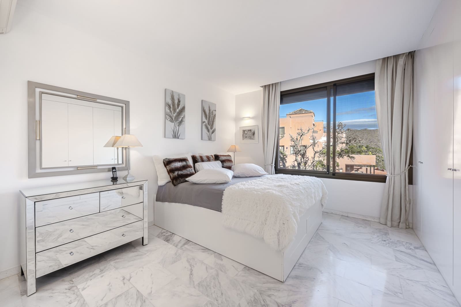 3 bedroom Apartment for sale in Marbella with pool garage - € 549,000 (Ref: 9346664)