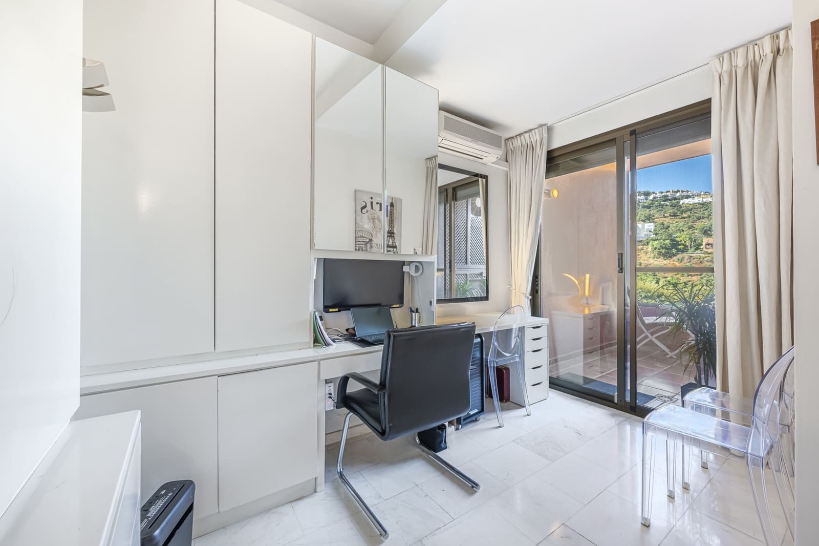 3 bedroom Apartment for sale in Marbella with pool garage - € 549,000 (Ref: 9346664)