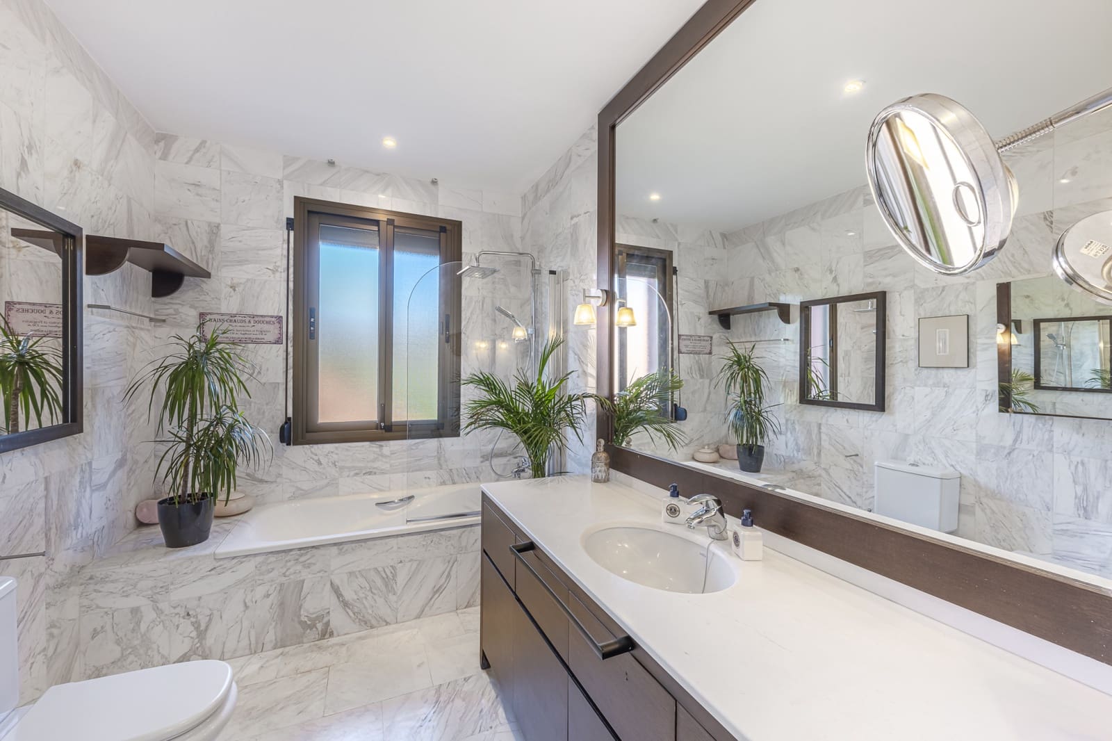 3 bedroom Apartment for sale in Marbella with pool garage - € 549,000 (Ref: 9346664)