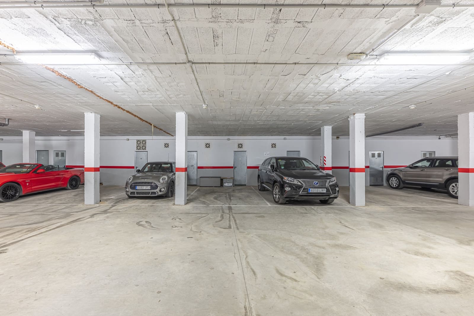 3 bedroom Apartment for sale in Marbella with pool garage - € 549,000 (Ref: 9346664)