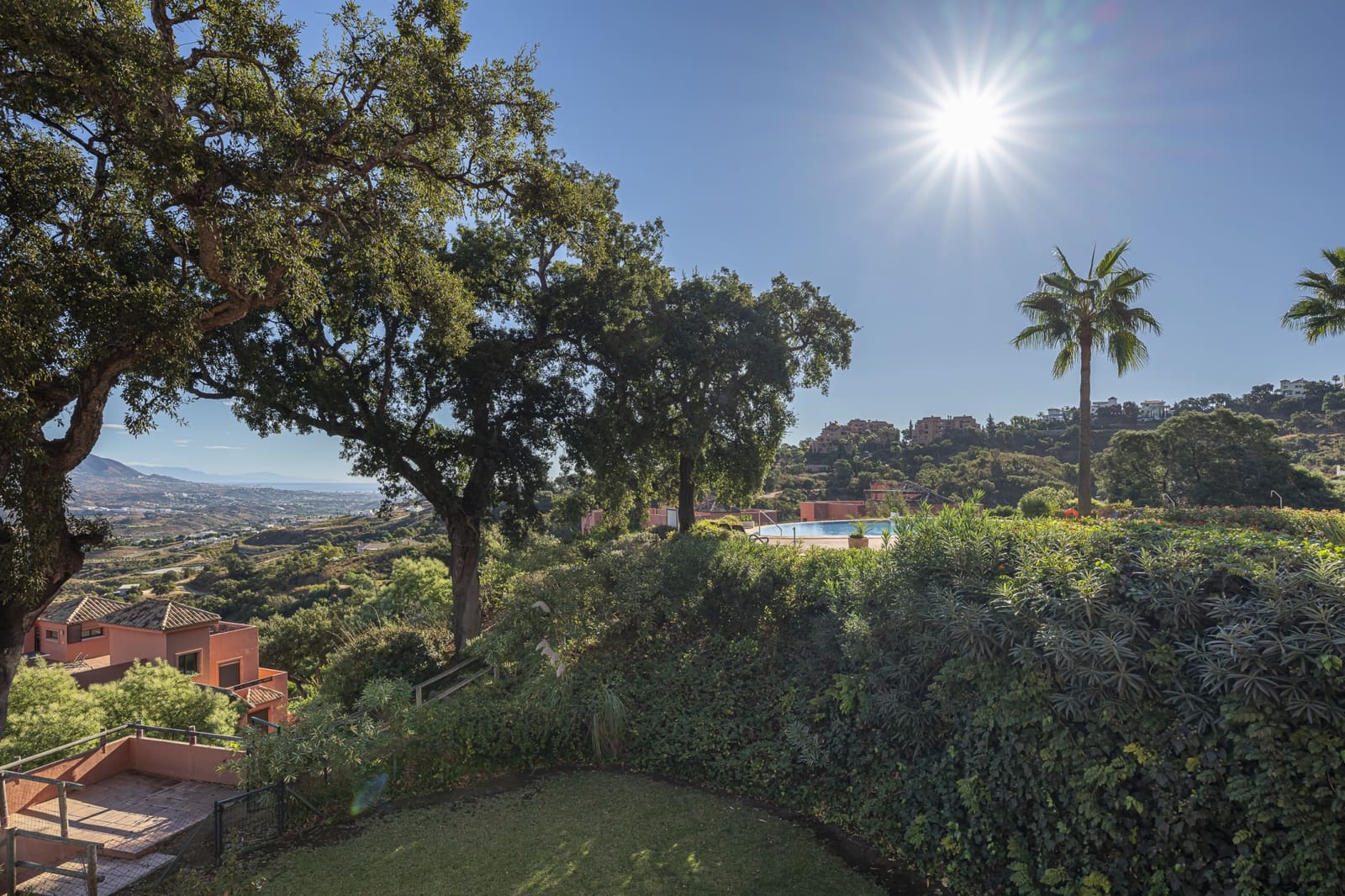 3 bedroom Apartment for sale in Marbella with pool garage - € 549,000 (Ref: 9346664)