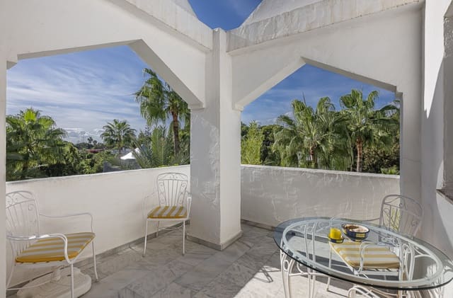 2 quarto Penthouse para venda em Marbella com piscina garagem - 309 000 € (Ref: 9371572)