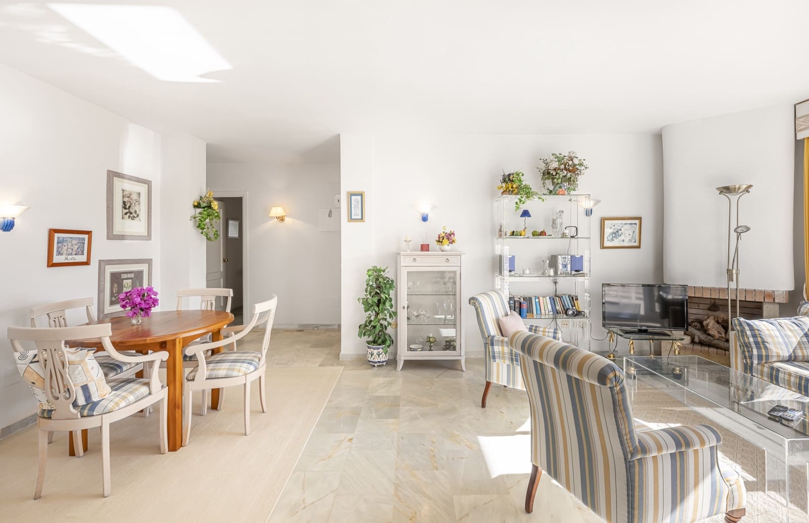 2 quarto Penthouse para venda em Marbella com piscina garagem - 309 000 € (Ref: 9371572)