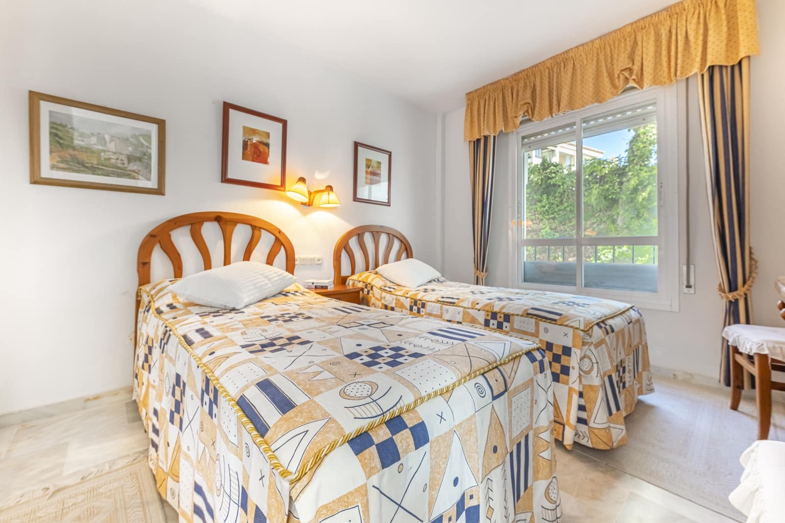 2 quarto Penthouse para venda em Marbella com piscina garagem - 309 000 € (Ref: 9371572)