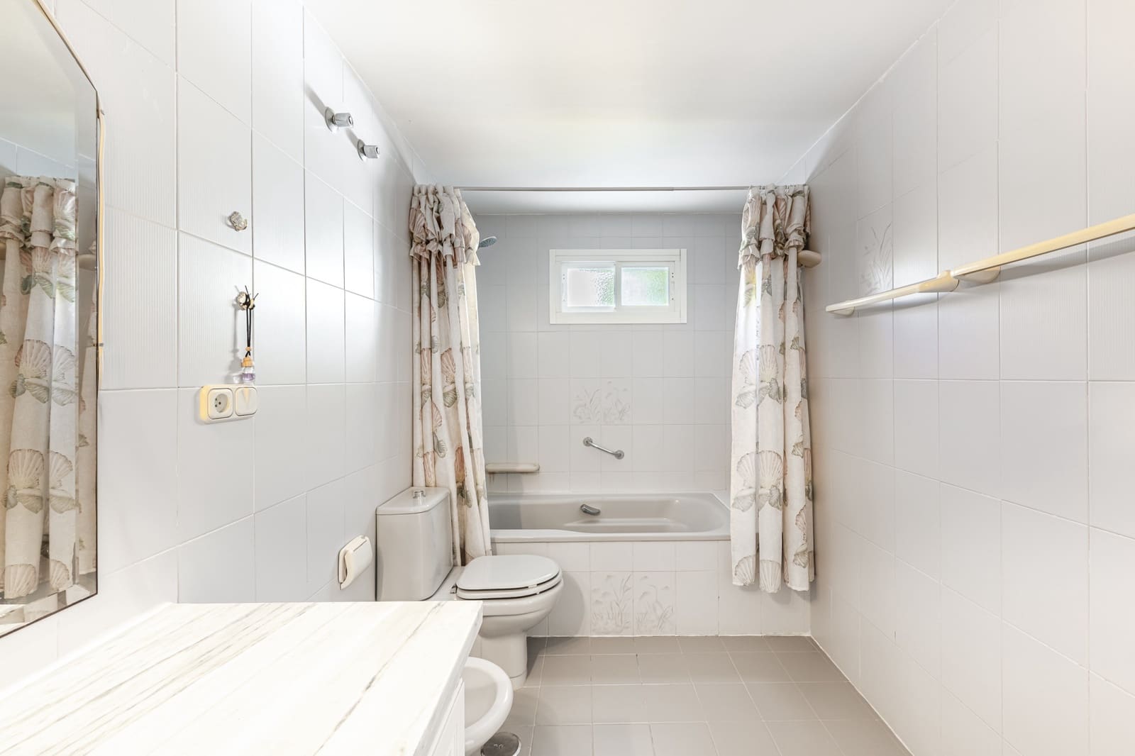 2 quarto Penthouse para venda em Marbella com piscina garagem - 309 000 € (Ref: 9371572)